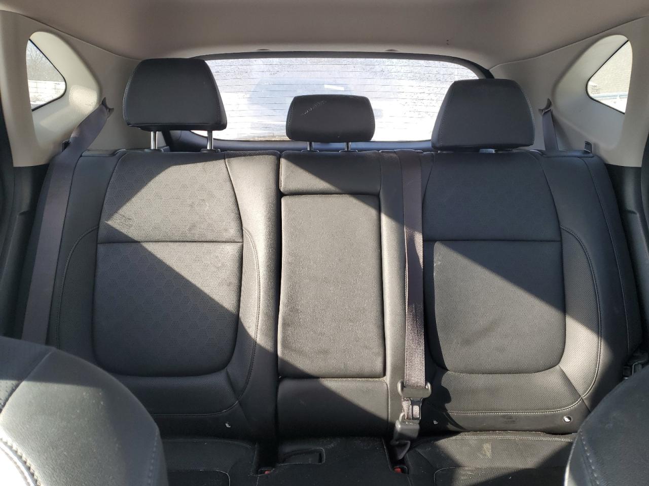 2022 KIA SELTOS SX VIN:KNDETCA25N7263386