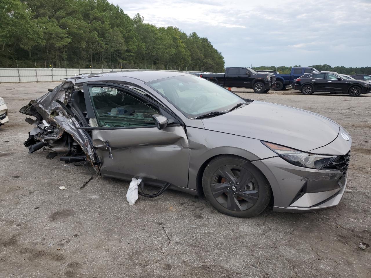 2022 HYUNDAI ELANTRA SEL VIN:KMHLM4AG6NU241061