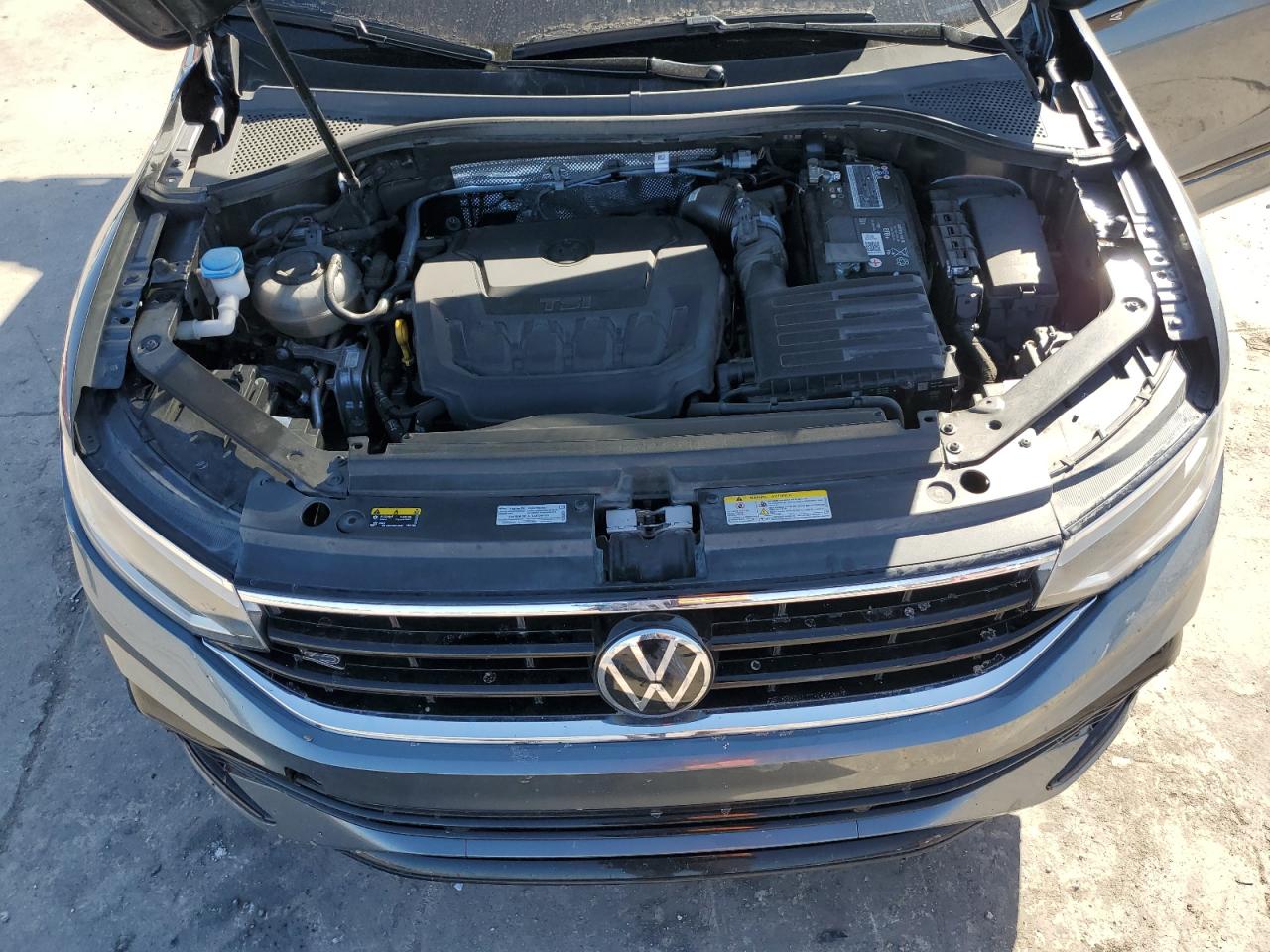 2022 VOLKSWAGEN TIGUAN SE R-LINE BLACK VIN:3VVCB7AXXNM110989