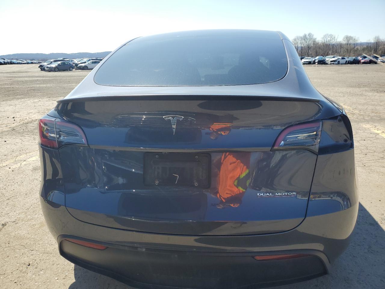 2023 TESLA MODEL Y  VIN:7SAYGDEF9PF865129