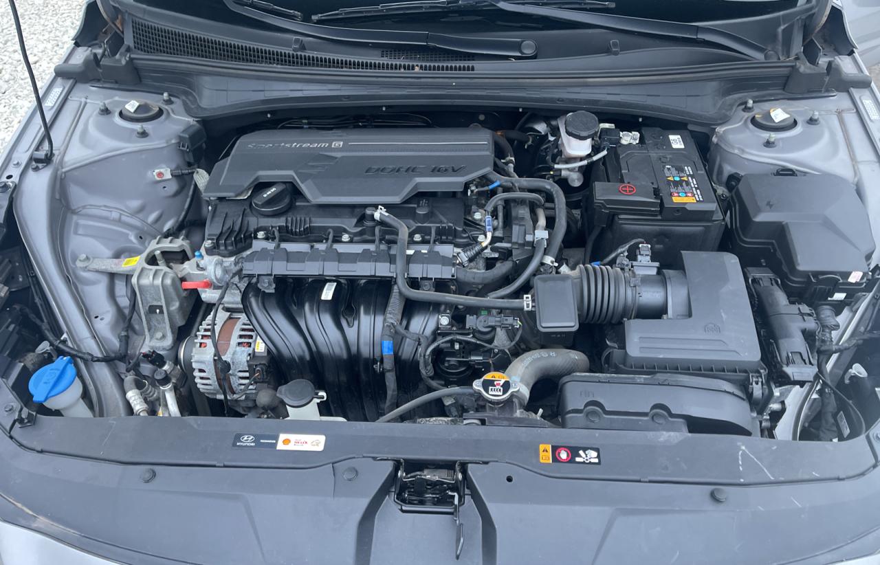 2022 HYUNDAI ELANTRA SEL VIN:KMHLM4AG9NU335175