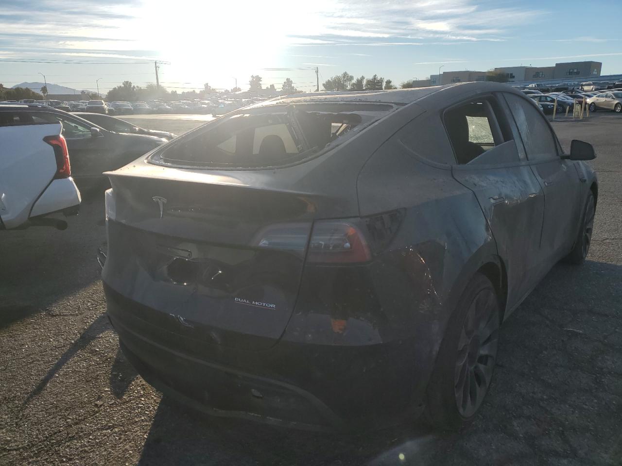 2023 TESLA MODEL Y  VIN:7SAYGDEF5PF966796