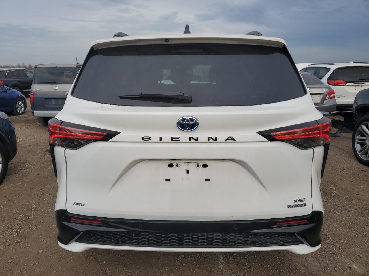 2022 TOYOTA SIENNA XSE VIN:5TDDSKFC4NS066130