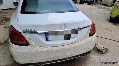 2015 Mercedes-Benz C 220 VIN: