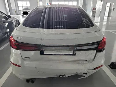 2019 BMW 320 NONE VIN: