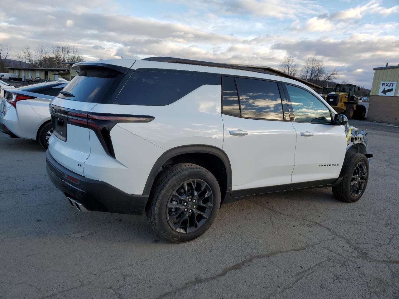 2024 CHEVROLET TRAVERSE LT VIN:1GNEVGKS9RJ213378