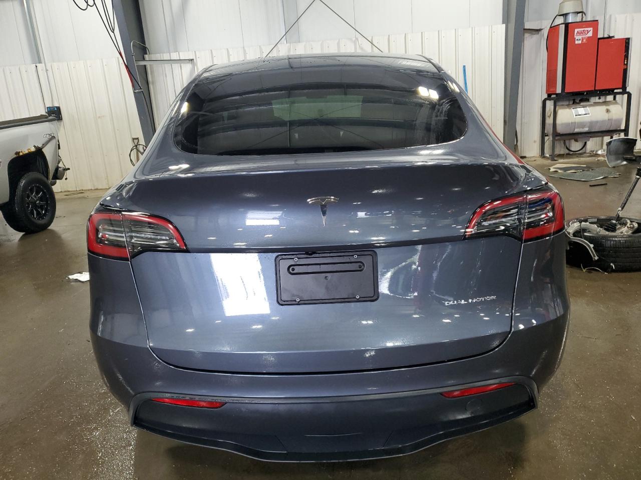 2023 TESLA MODEL Y  VIN:7SAYGDEE2PA210363