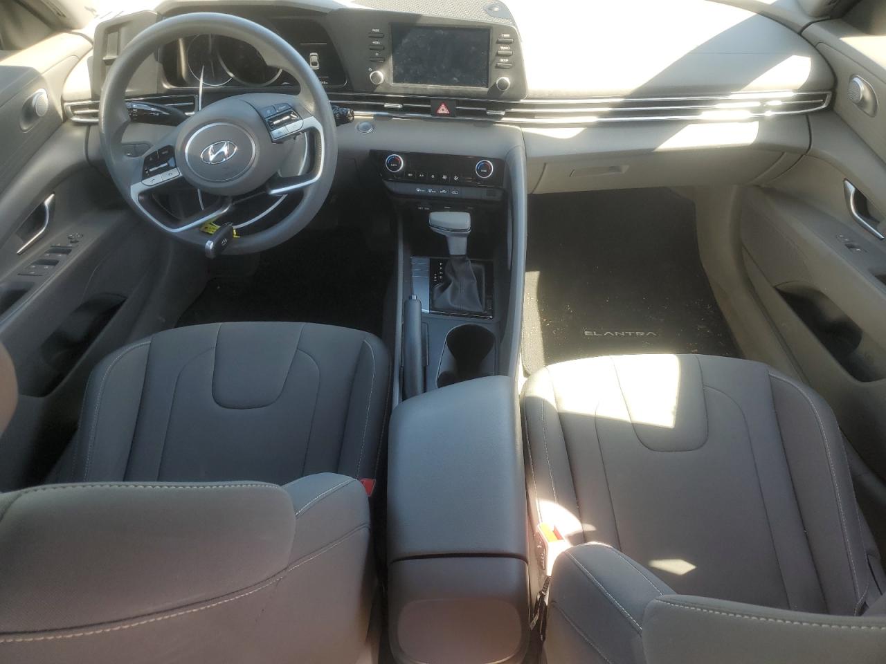 2022 HYUNDAI ELANTRA SEL VIN:KMHLM4AGXNU348839