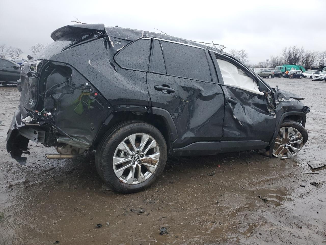 2024 TOYOTA RAV4 XLE PREMIUM VIN:2T3A1RFV7RC431972