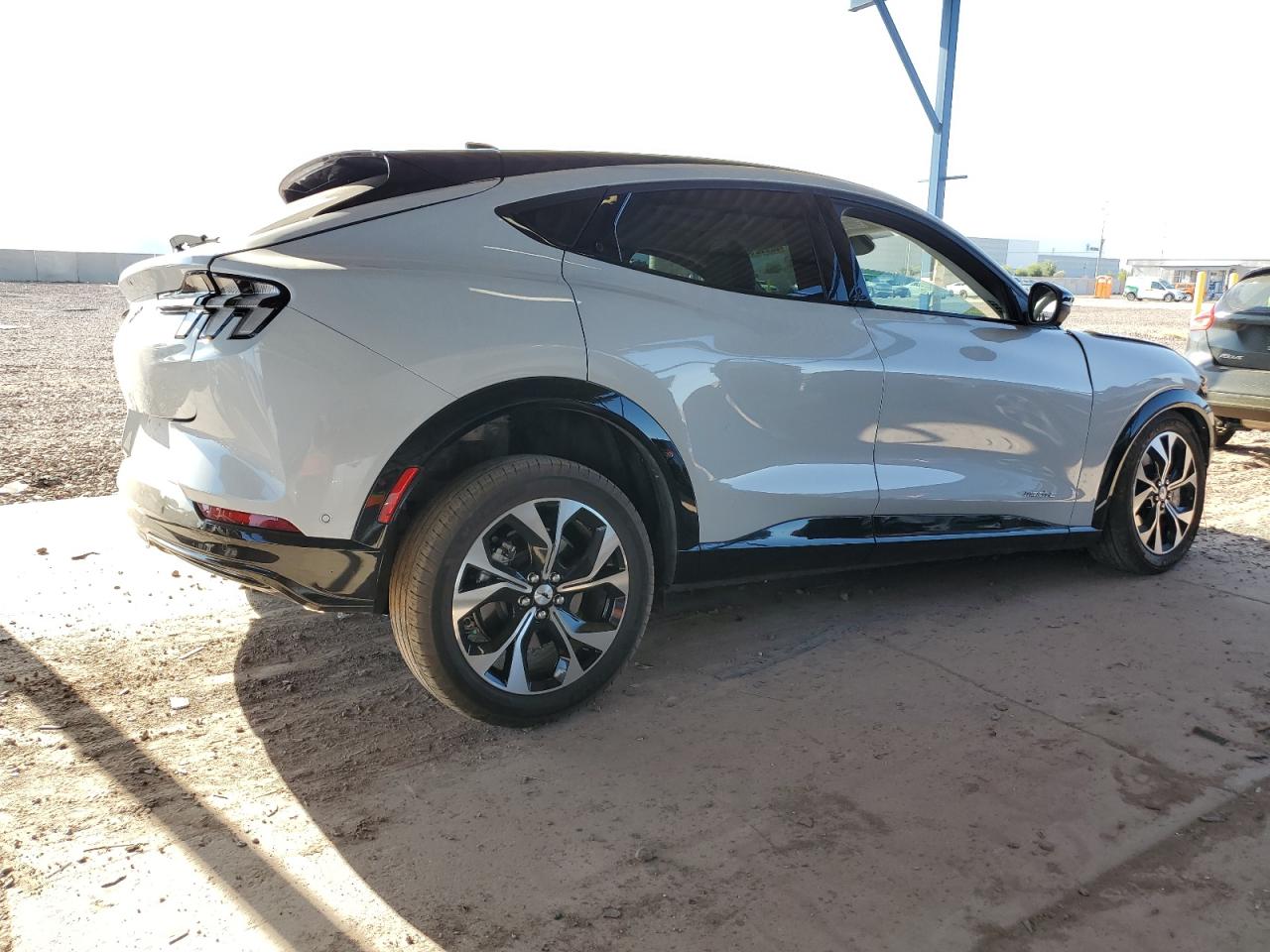 2023 FORD MUSTANG MACH-E PREMIUM VIN:3FMTK3RMXPMA48123