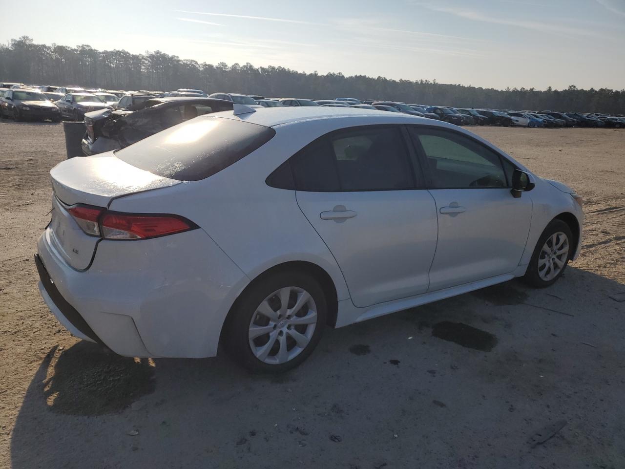 2022 TOYOTA COROLLA LE VIN:5YFEPMAE6NP295654