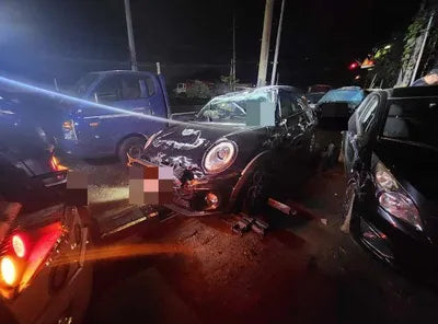 2017 MINI Cooper VIN: