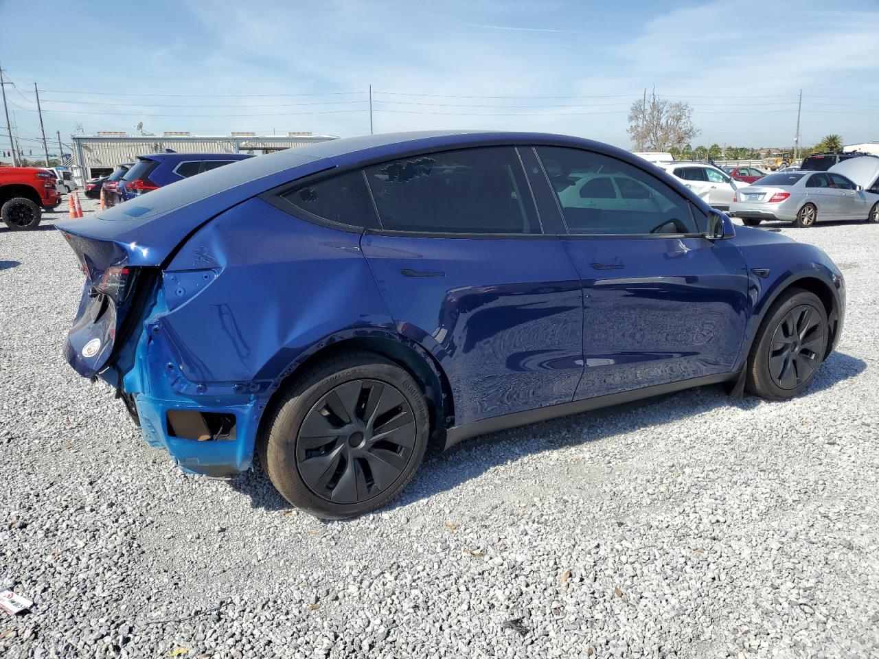 2024 TESLA MODEL Y  VIN:7SAYGDED6RF170446