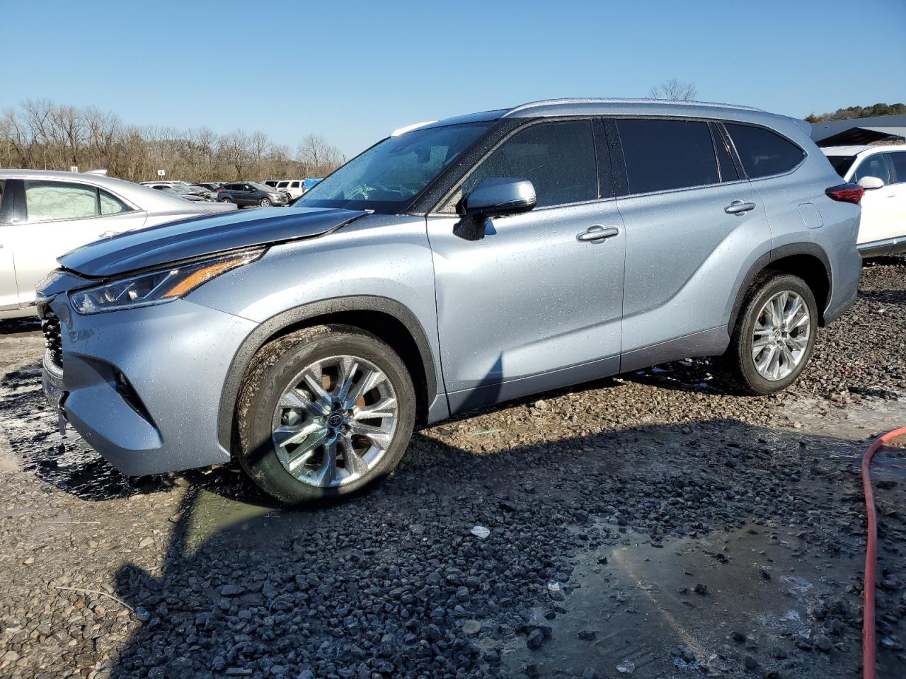 2022 TOYOTA HIGHLANDER LIMITED VIN:5TDYZRAH2NS122025