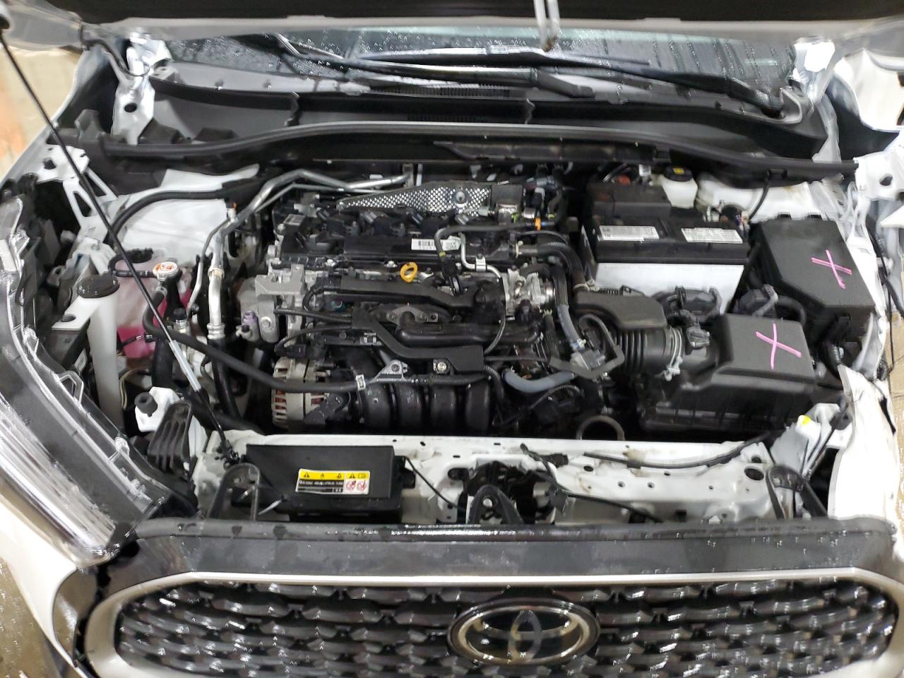 2022 TOYOTA COROLLA CROSS XLE VIN:7MUDAABG6NV038499