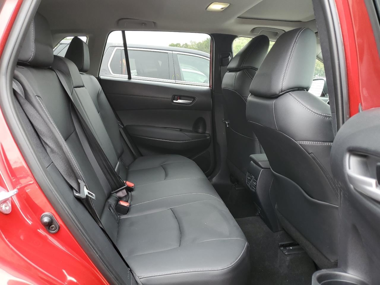 2022 TOYOTA COROLLA CROSS XLE VIN:7MUDAABG5NV029261