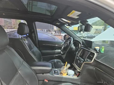 2016 Jeep Grand Cherokee VIN:
