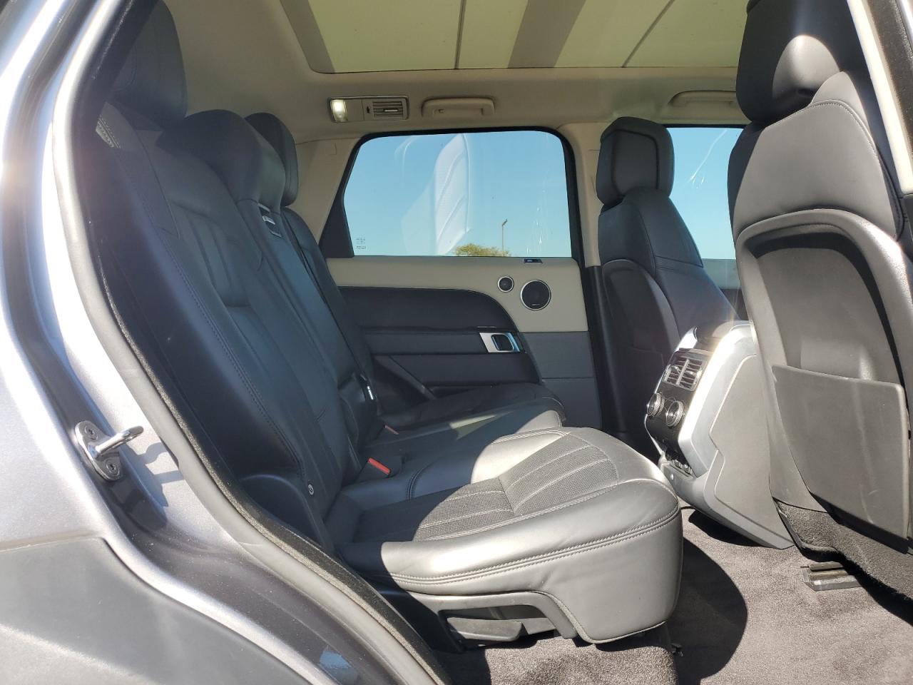 2022 LAND ROVER RANGE ROVER SPORT HSE SILVER EDITION VIN:SALWR2SU9NA797225