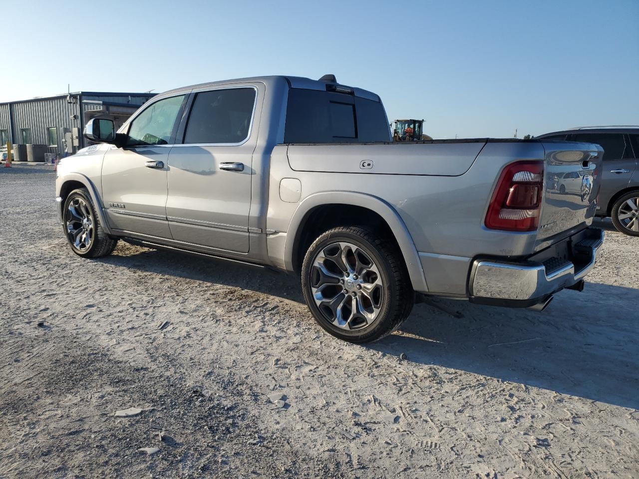 2022 RAM 1500 LIMITED VIN:1C6SRFHM4NN209770