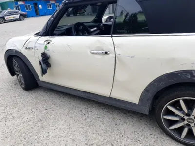 2021 MINI Cooper WMWWP1102M3M76780 VIN:WMWWP1102M3M76780