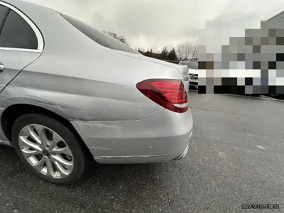 2017 Mercedes-Benz E 220 WDDZF0FB5HA254684 VIN:WDDZF0FB5HA254684