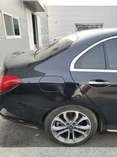 2018 Mercedes-Benz C 350 WDDWF4HB8JR401918 VIN:WDDWF4HB8JR401918