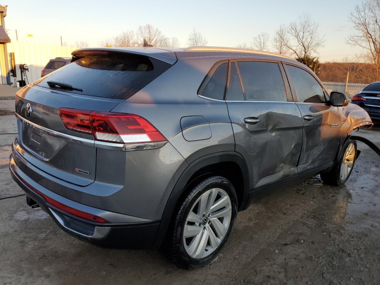 2022 VOLKSWAGEN ATLAS CROSS SPORT SE VIN:1V2KE2CA8NC204883