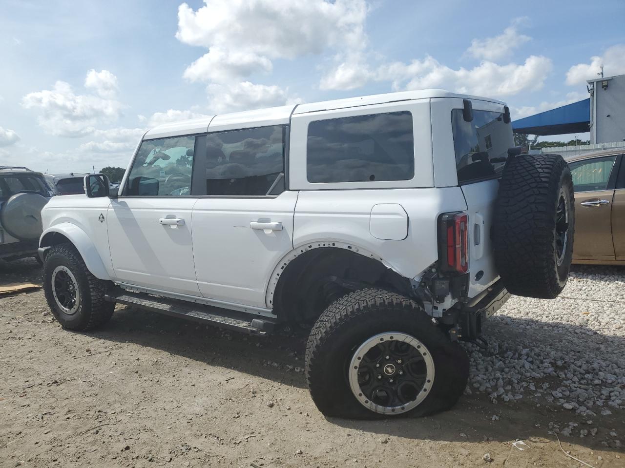 2023 FORD BRONCO BASE VIN:1FMEE5DP3PLB44349