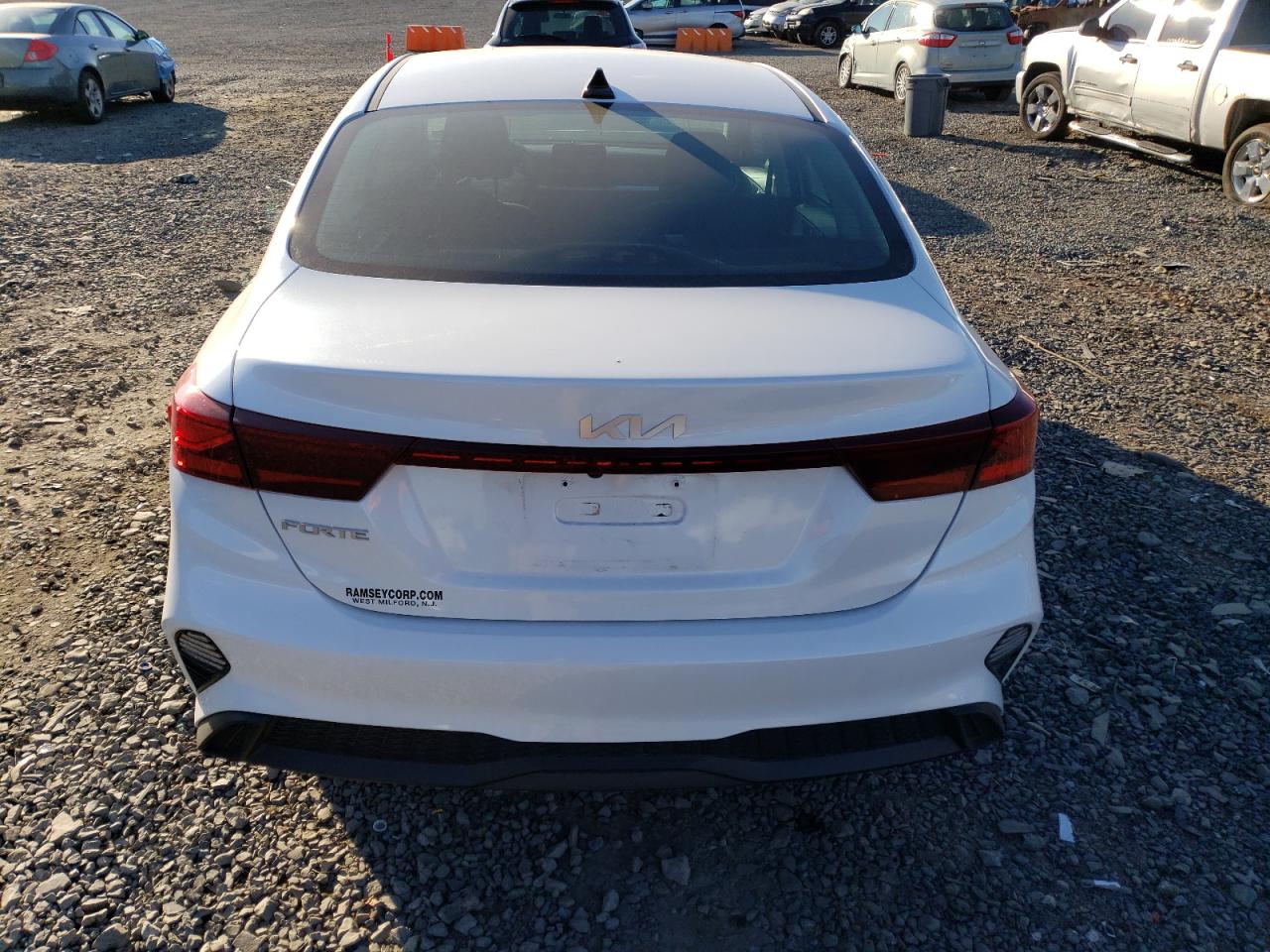 2023 KIA FORTE LX VIN:3KPF24AD5PE578027