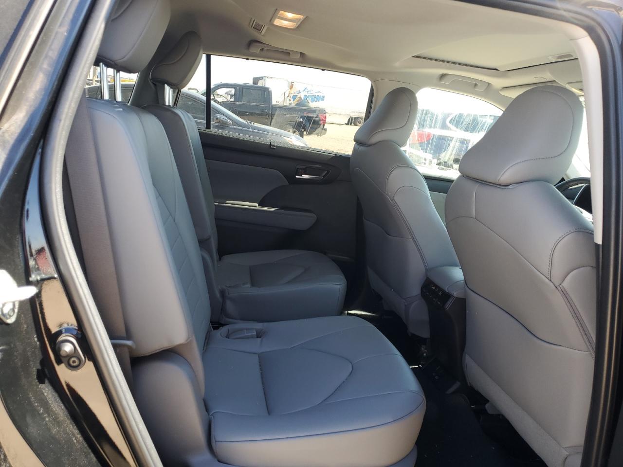 2023 TOYOTA HIGHLANDER L VIN:5TDKDRBH3PS522357