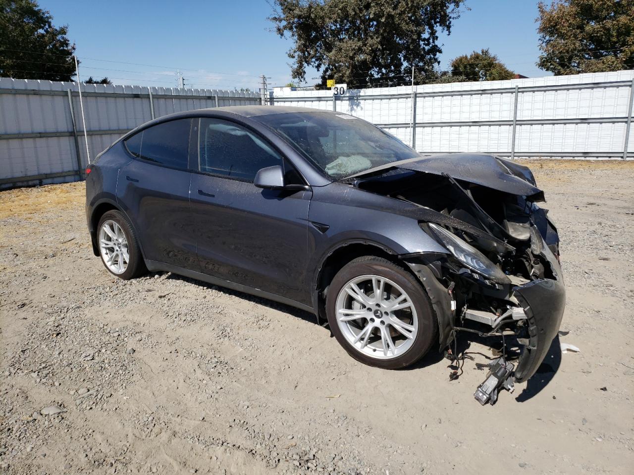 2022 TESLA MODEL Y  VIN:7SAYGDEE0NF572496