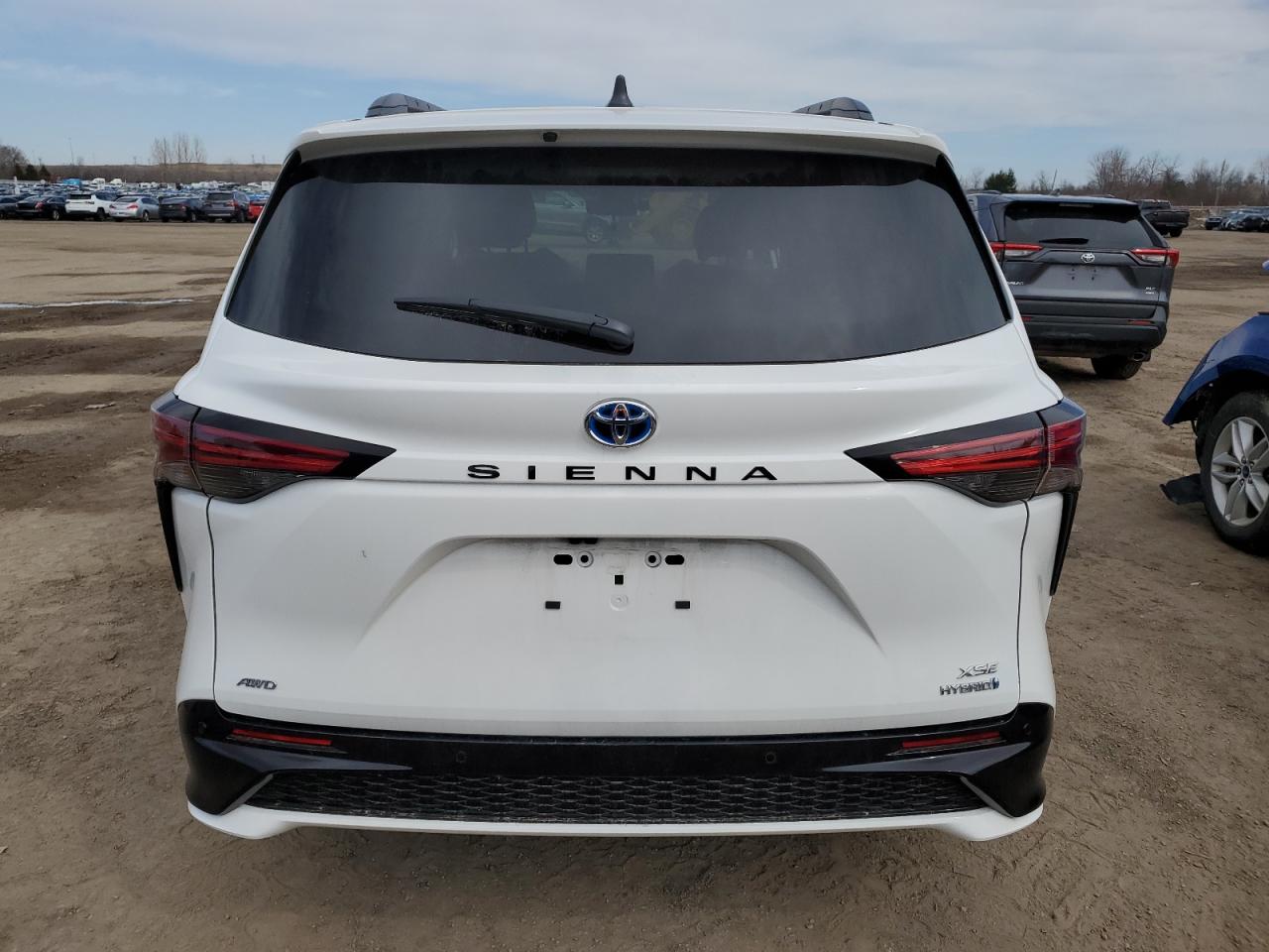 2024 TOYOTA SIENNA LE VIN:5TDGSKFCXRS119660