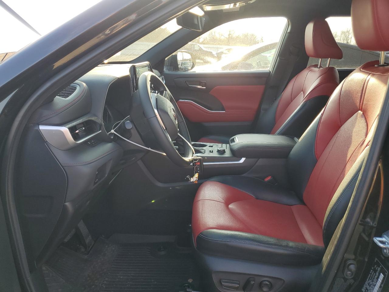 2022 TOYOTA HIGHLANDER XSE VIN:5TDLZRBH4NS213760