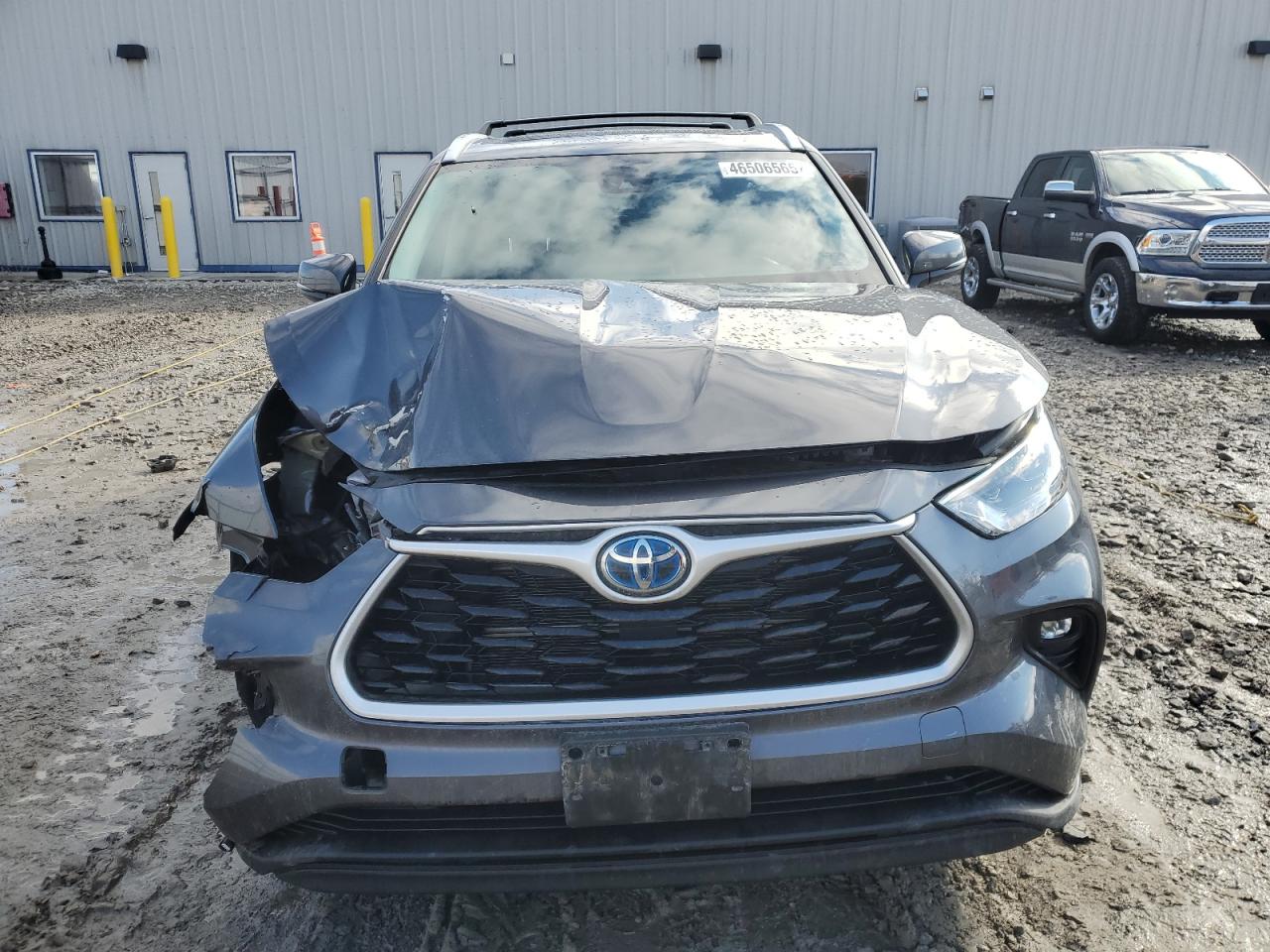 2022 TOYOTA HIGHLANDER HYBRID XLE VIN:5TDGBRCH0NS555520