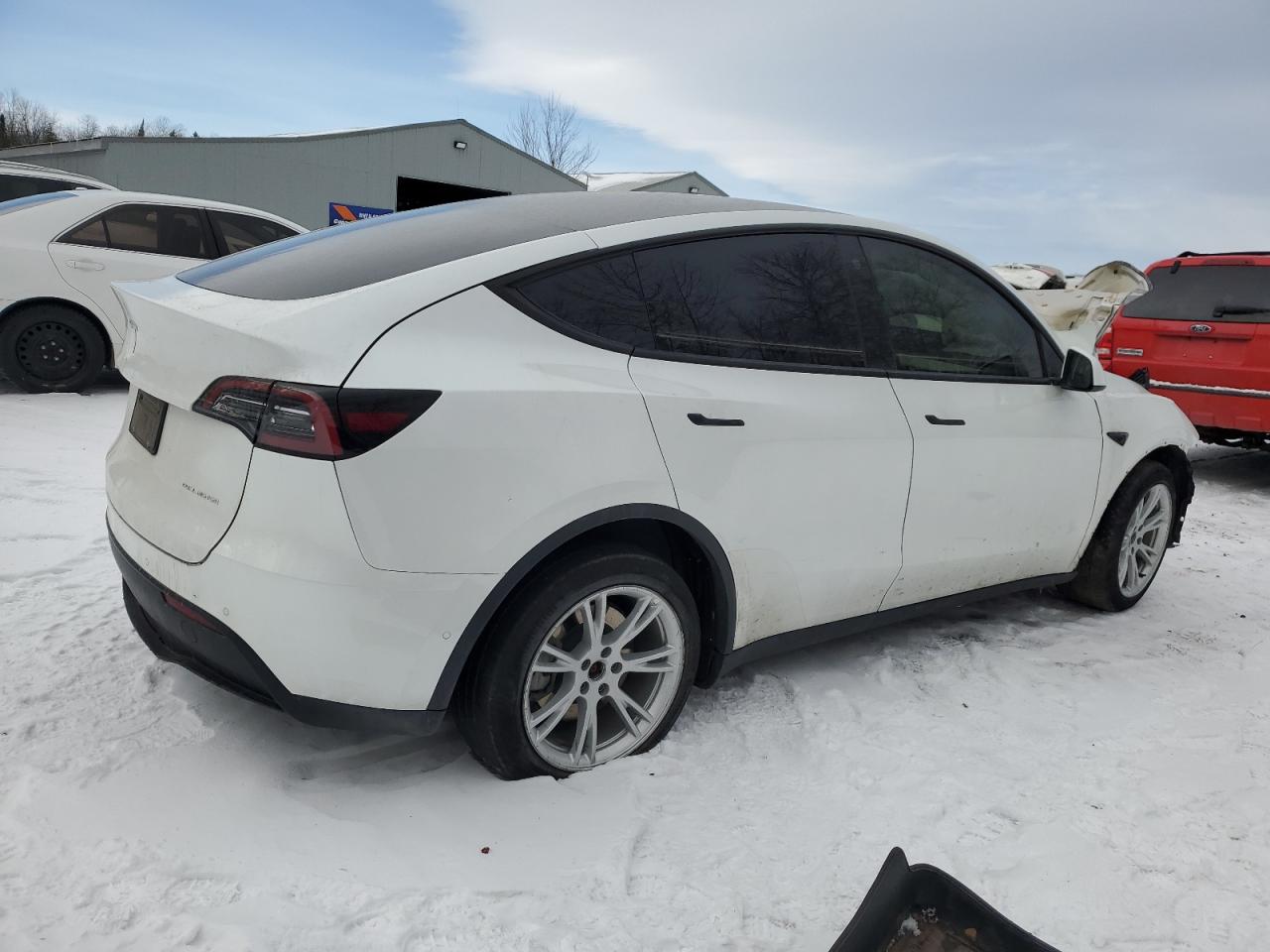 2022 TESLA MODEL Y  VIN:7SAYGDEE9NF447187