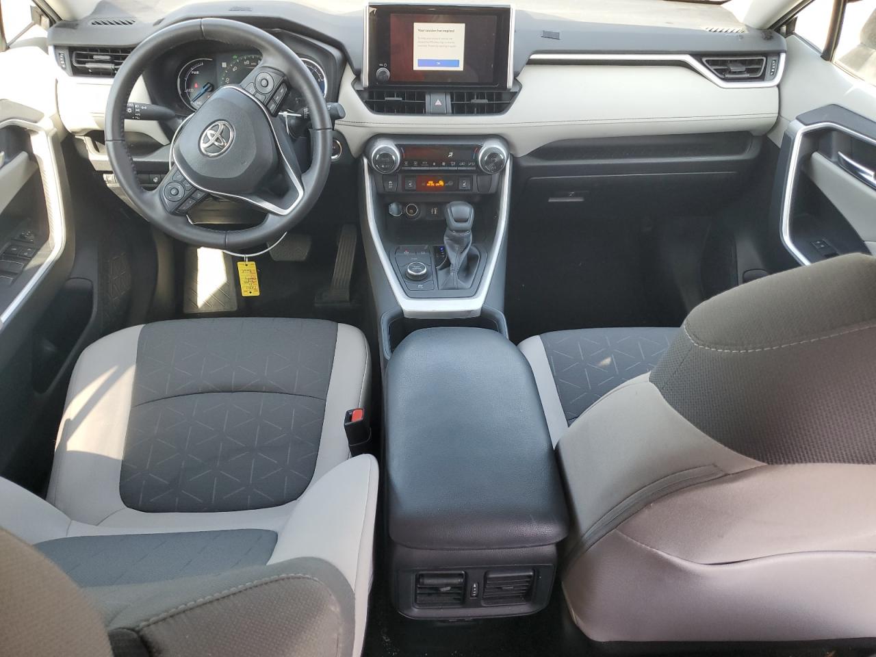 2023 TOYOTA RAV4 XLE VIN:4T3RWRFV6PU088135