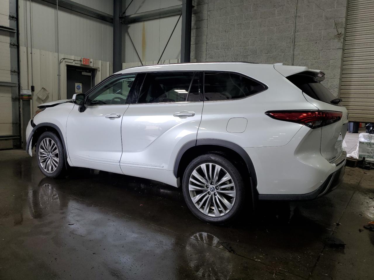 2022 TOYOTA HIGHLANDER PLATINUM VIN:5TDFZRBH7NS232848