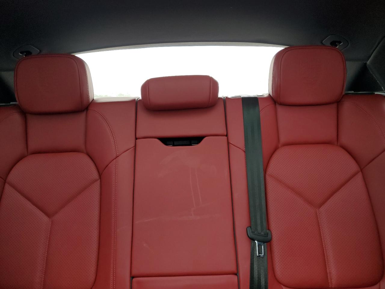 2024 PORSCHE MACAN BASE VIN:WP1AA2A52RLB03647