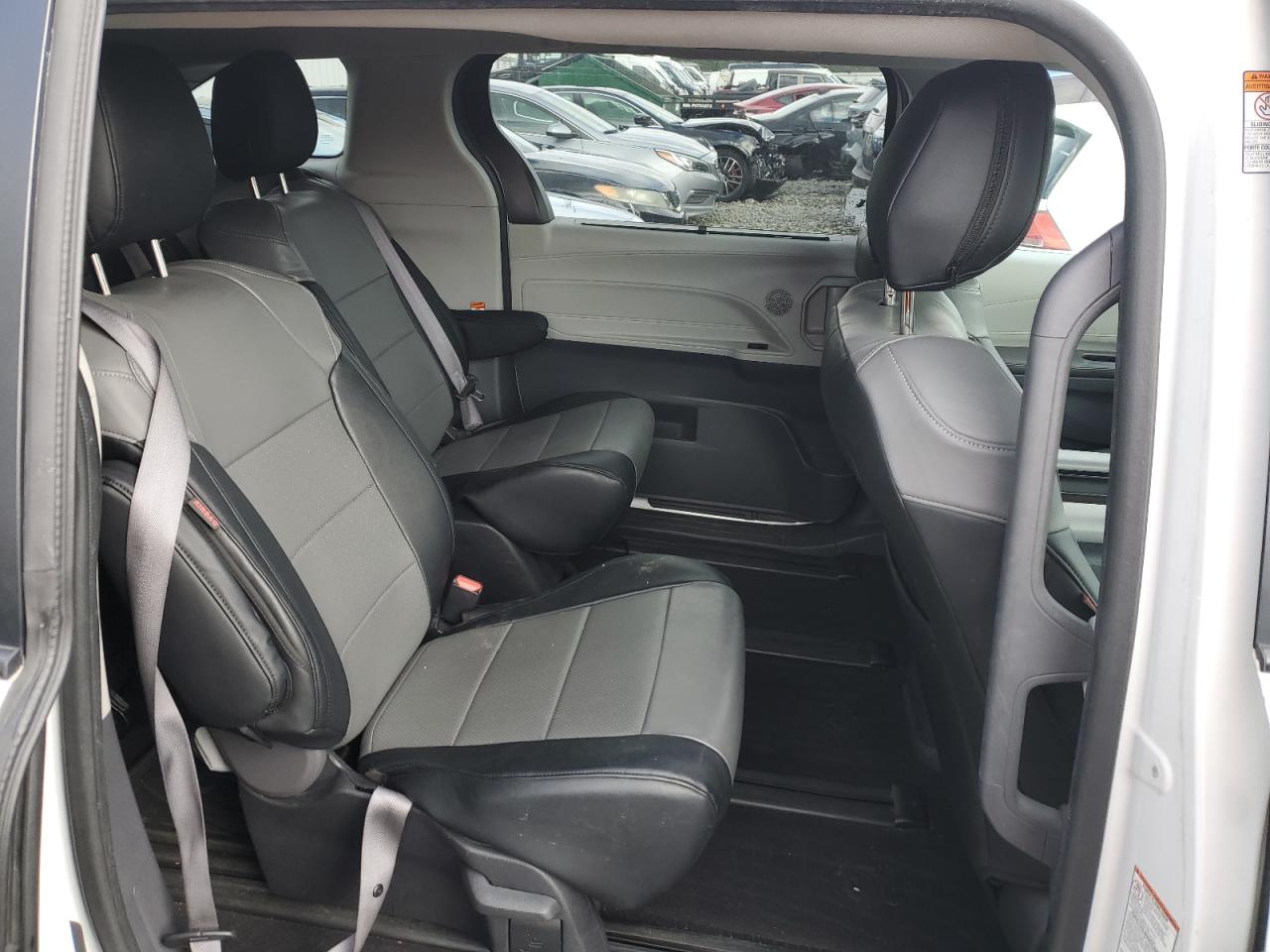2022 TOYOTA SIENNA XLE VIN:5TDYSKFC0NS055532