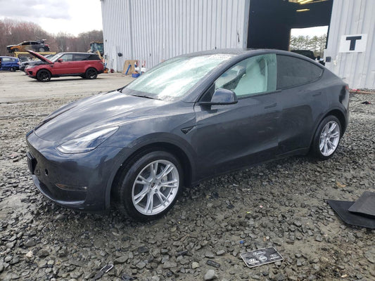 2024 TESLA MODEL Y  VIN:7SAYGAEE0RF008108