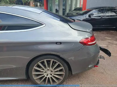 2016 Mercedes-Benz C 200 VIN: