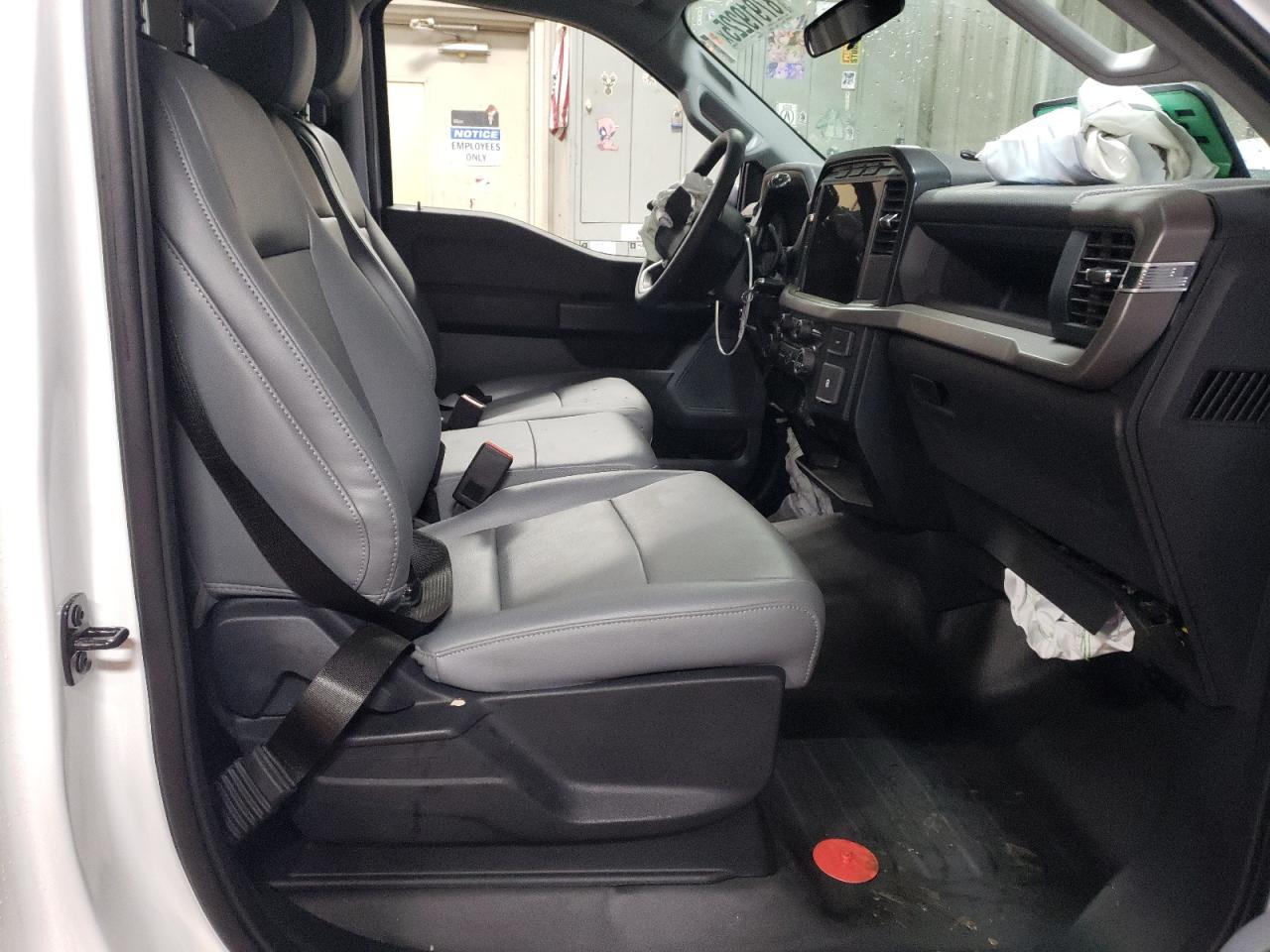 2024 FORD F150 XL VIN:1FTMF1K58RKE93586