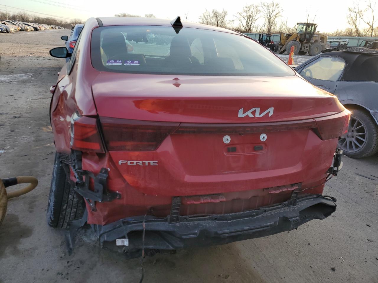 2022 KIA FORTE FE VIN:3KPF24AD8NE492823
