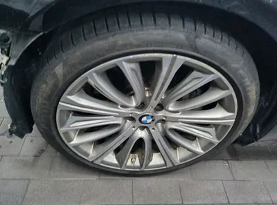 2016 BMW 750 WBA7F2103GG523602 VIN:WBA7F2103GG523602