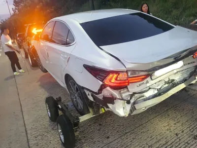 2018 Lexus ES 300 JTHBW1GG9J2175724 VIN:JTHBW1GG9J2175724