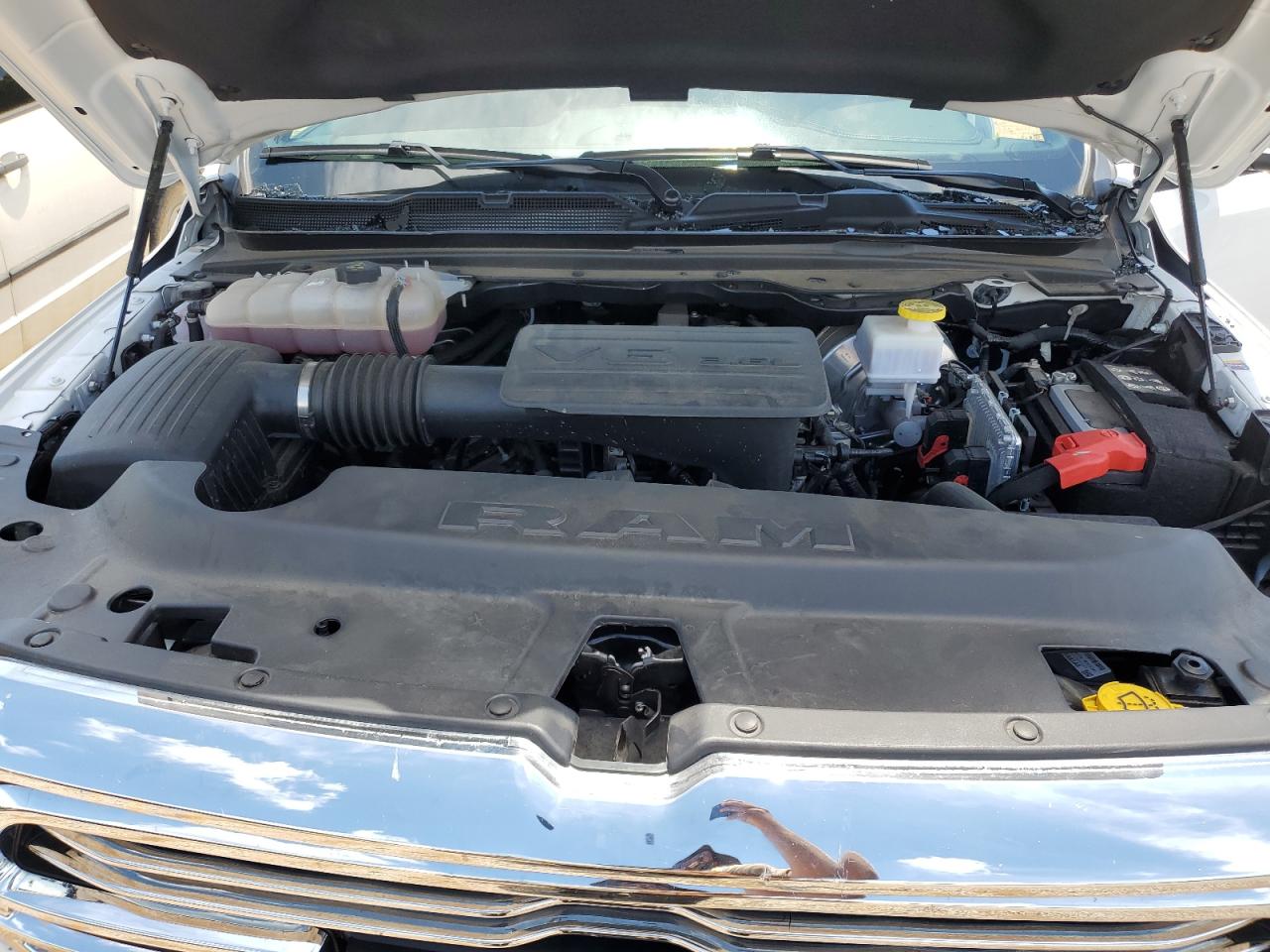 2024 RAM 1500 LARAMIE VIN:1C6RRFJG9RN157898