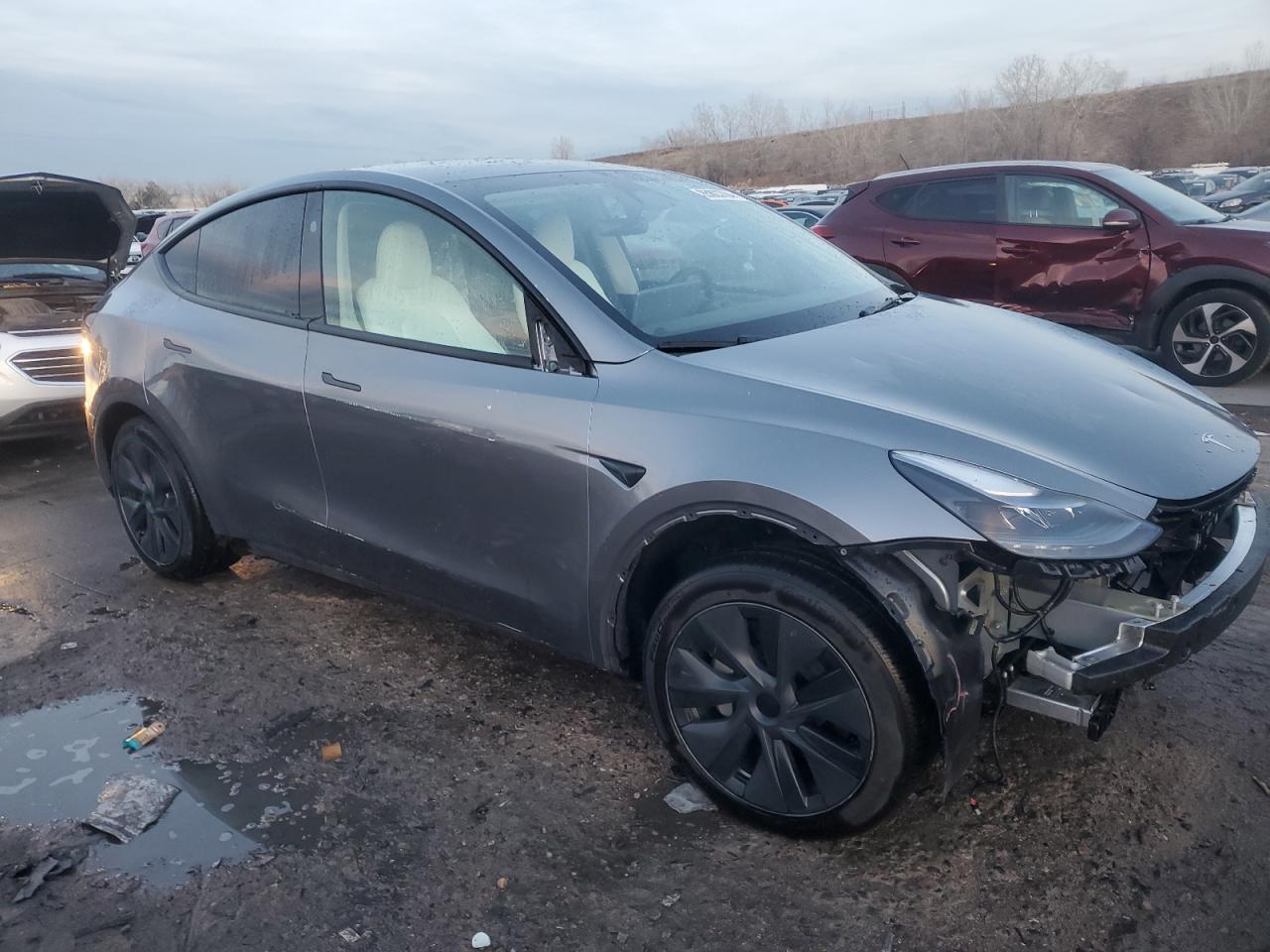 2024 TESLA MODEL Y  VIN:7SAYGDEE0RF156776