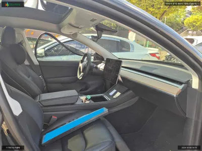 2021 Tesla Model Y 5YJYGDED7MF176990 VIN:5YJYGDED7MF176990