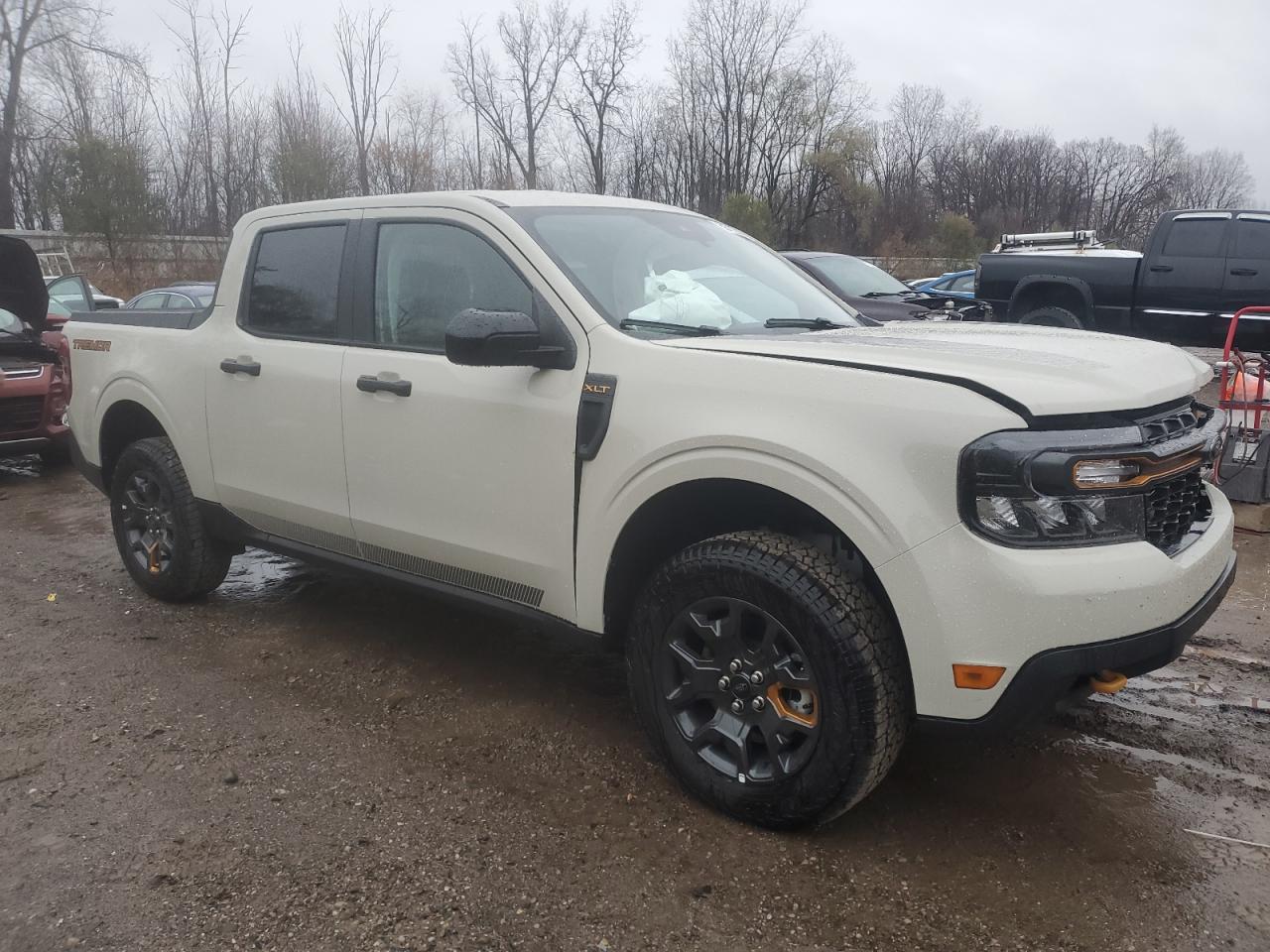 2024 FORD MAVERICK XLT TREMOR VIN:3FTTW8C95RRB45228