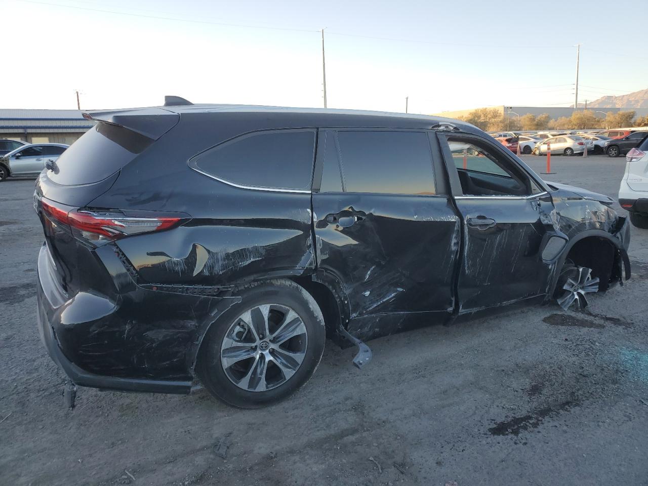 2023 TOYOTA HIGHLANDER L VIN:5TDKDRAH0PS038812